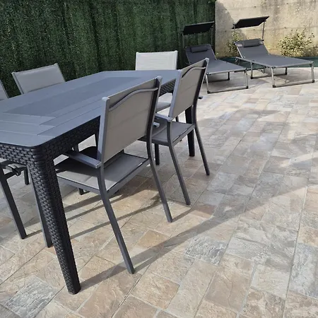 Ticya 10 Minutes Parc Disneyland Maison Neuve Indépendante Jusqu'à 5 Voyageurs Lit Bébé 2 Places Parking Ferme *